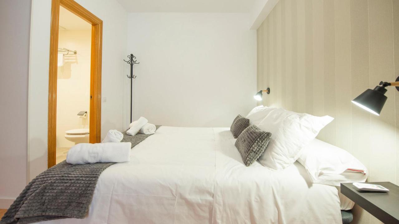 El Sueno De Carmelitas Con Parking Incluido - Apartamentos Aloha Toledo Buitenkant foto
